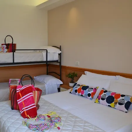 Apogeo Hotel 3*