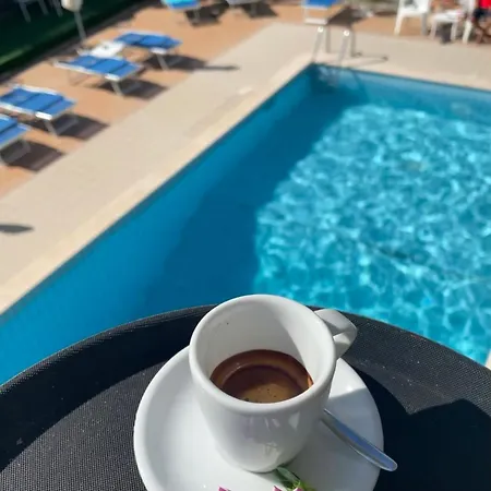 Apogeo - Breakfast Experience Szálloda