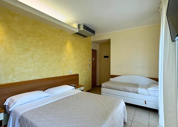 Apogeo - Breakfast Experience 리미니