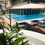 Apogeo - Breakfast Experience Szálloda Rimini