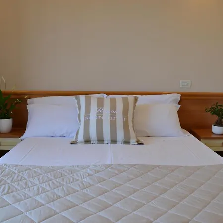 ホテル Apogeo - Breakfast Experience リミニ