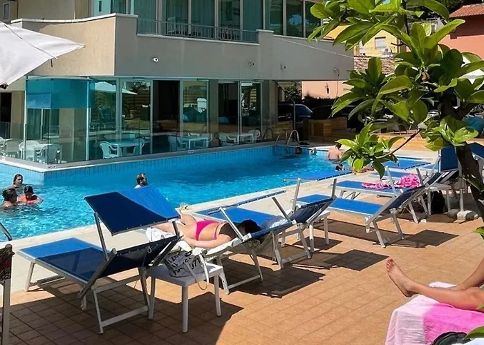 Hotel Apogeo - Breakfast Experience 3*